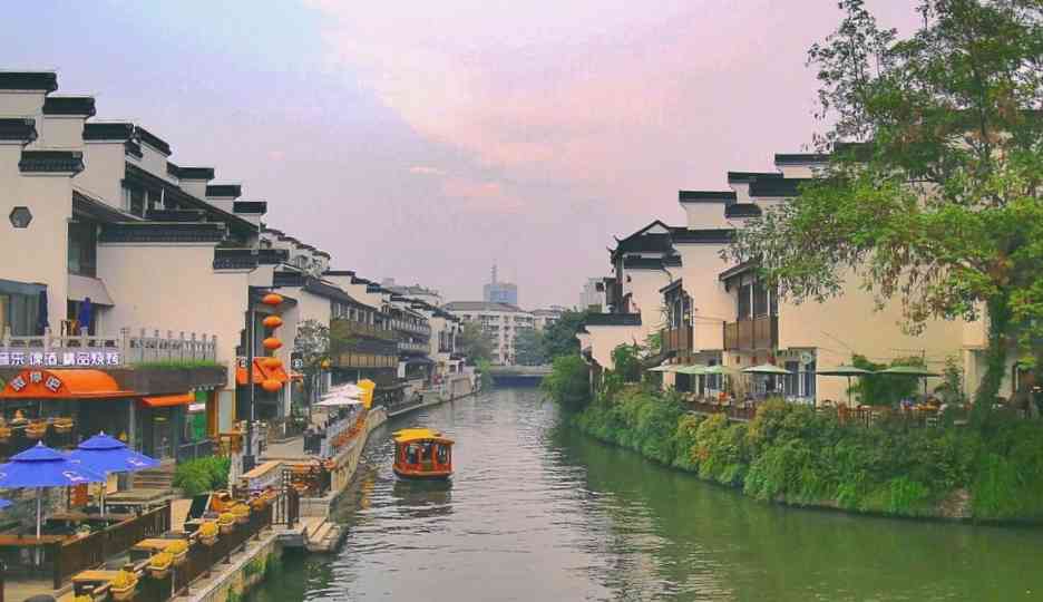 南京旅游攻略当地美食大盘点_南京旅游住宿攻略