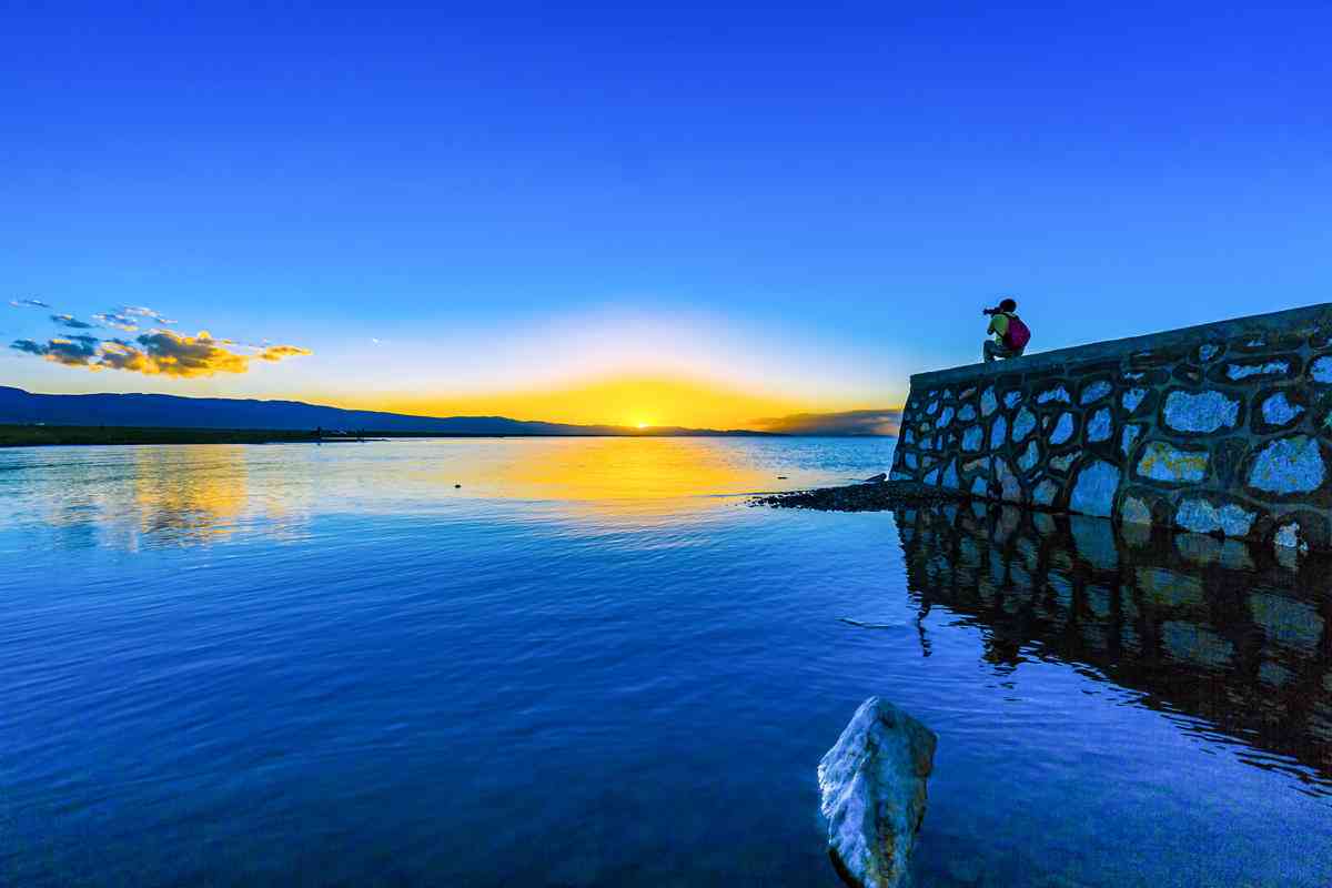 天空之镜变垃圾场？青海湖旅游须知