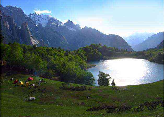 巴基斯坦十大景点：塞弗姆卢克湖