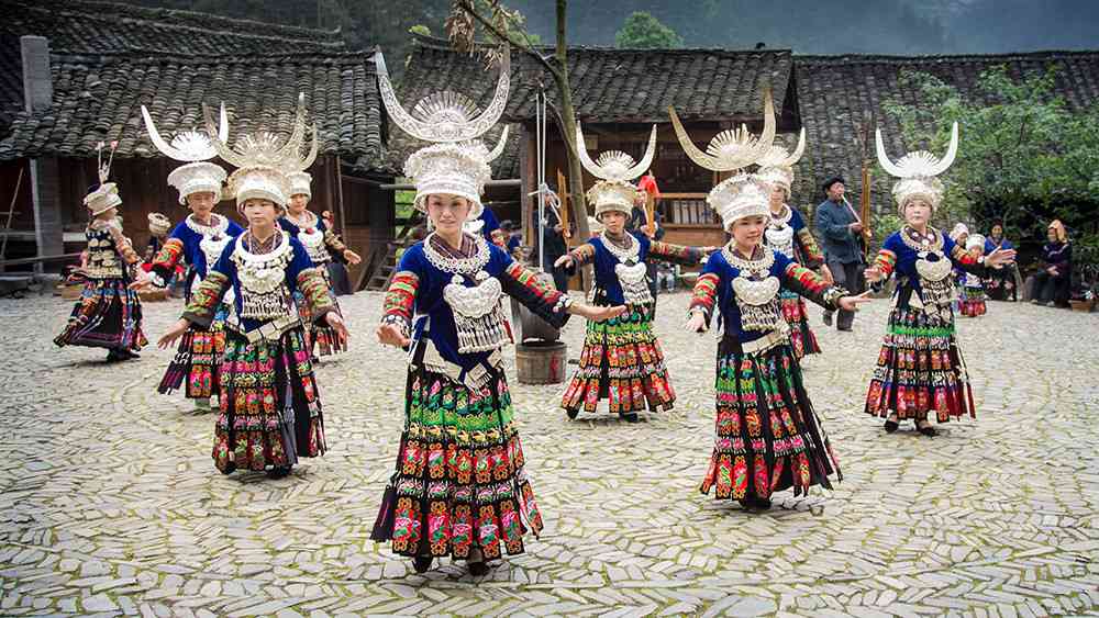 郎德上寨和西江苗寨哪个好？去郎德上寨旅游值得吗？