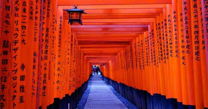 日本“财神庙”——伏见稻荷大社