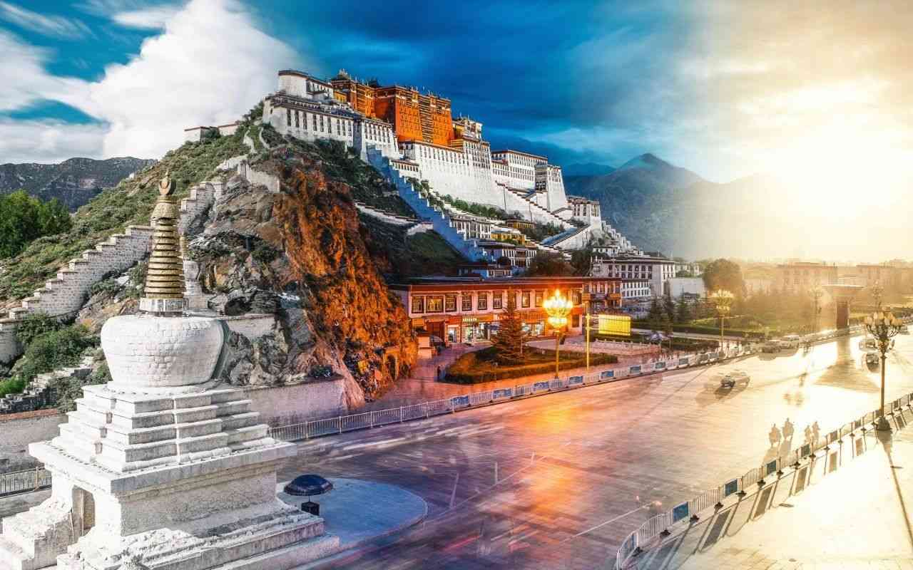 终于！封闭4个月的布达拉宫开放了！西藏之旅计划起来！