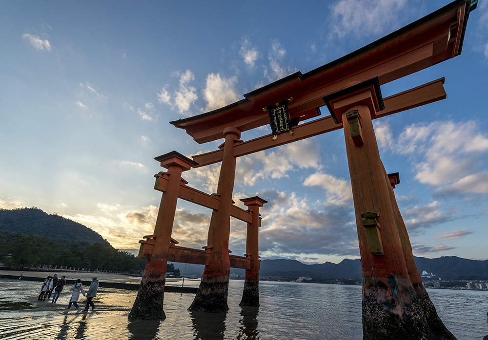 宫岛大鸟居